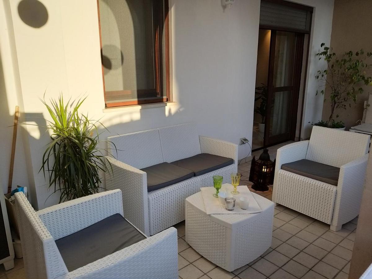 Sophia' S House Appartamento Quartello Куарту-Сант'Элена Экстерьер фото