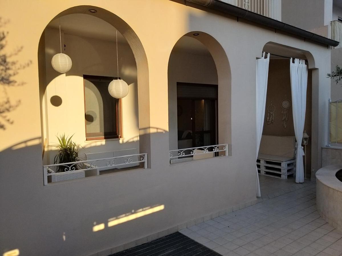 Sophia' S House Appartamento Quartello Куарту-Сант'Элена Экстерьер фото
