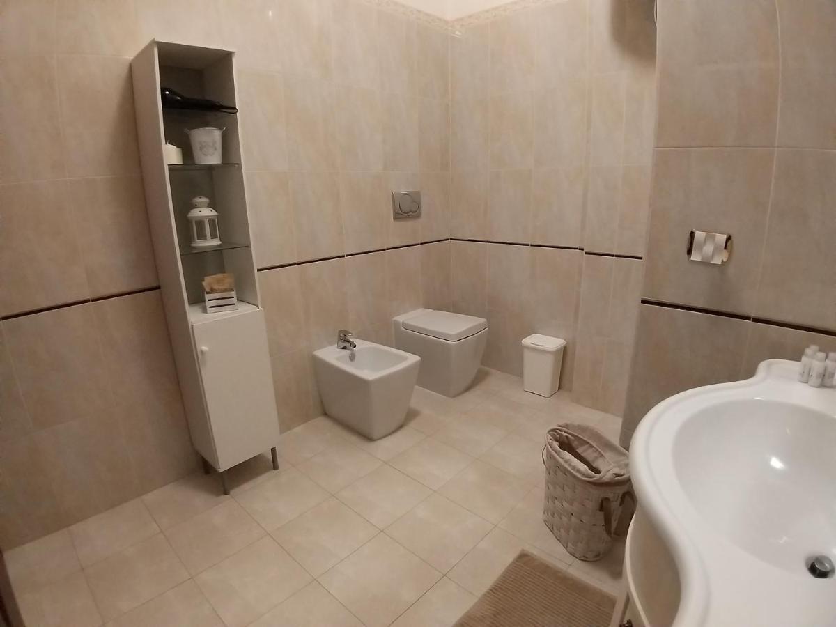Sophia' S House Appartamento Quartello Куарту-Сант'Элена Экстерьер фото