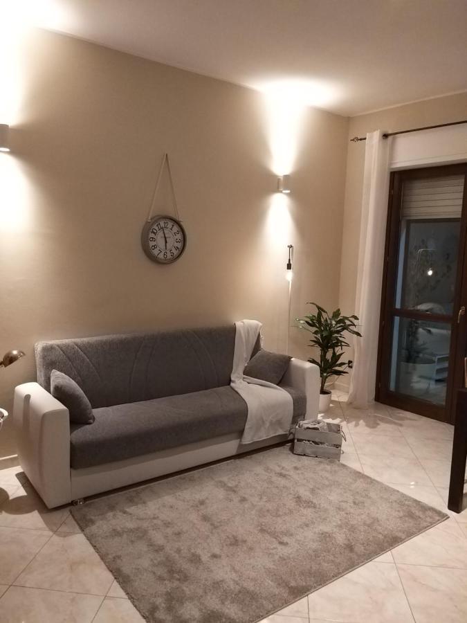 Sophia' S House Appartamento Quartello Куарту-Сант'Элена Экстерьер фото