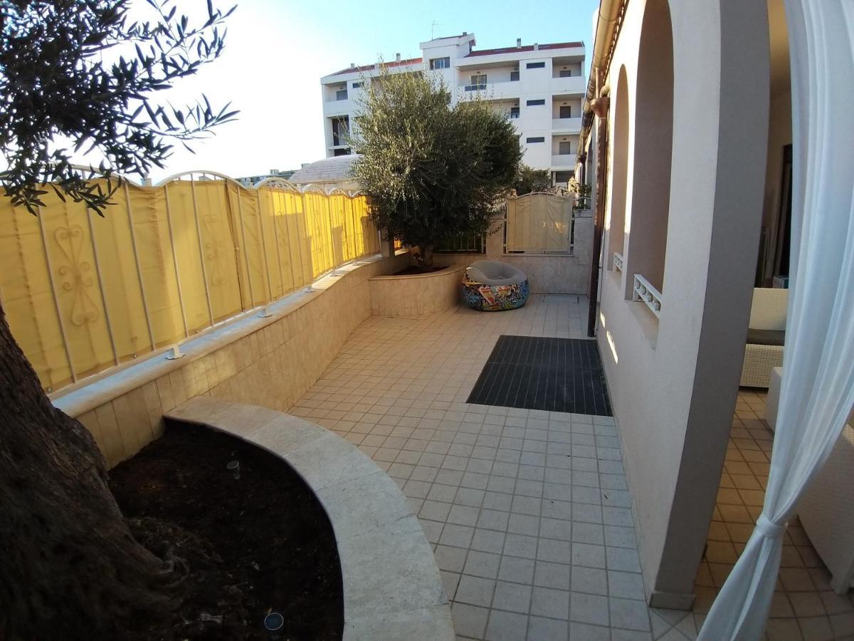 Sophia' S House Appartamento Quartello Куарту-Сант'Элена Экстерьер фото