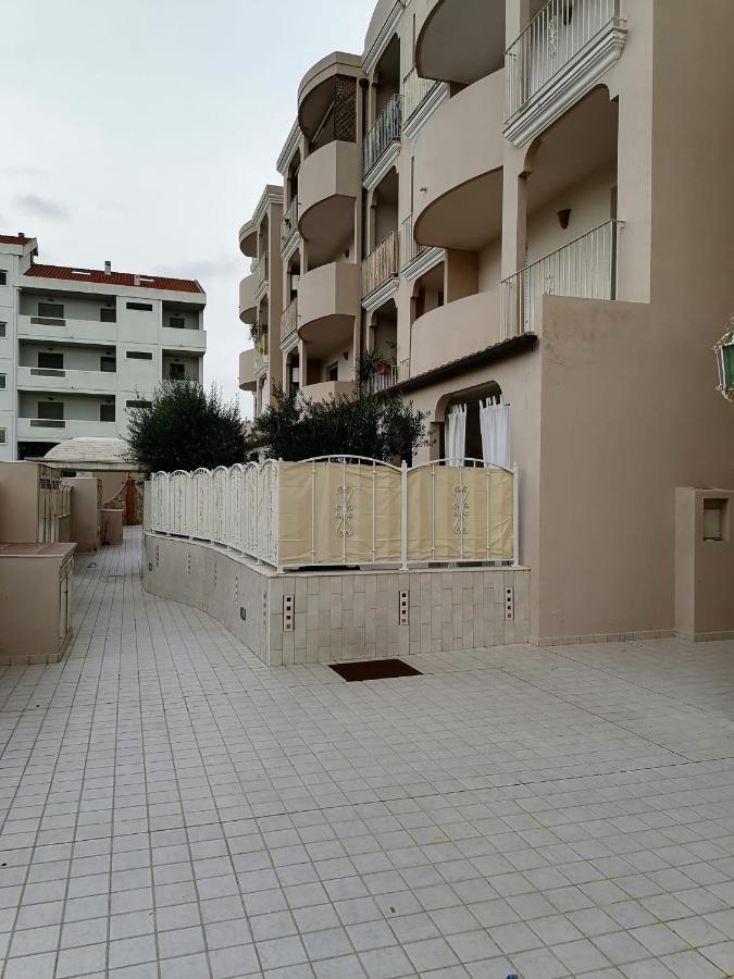 Sophia' S House Appartamento Quartello Куарту-Сант'Элена Экстерьер фото